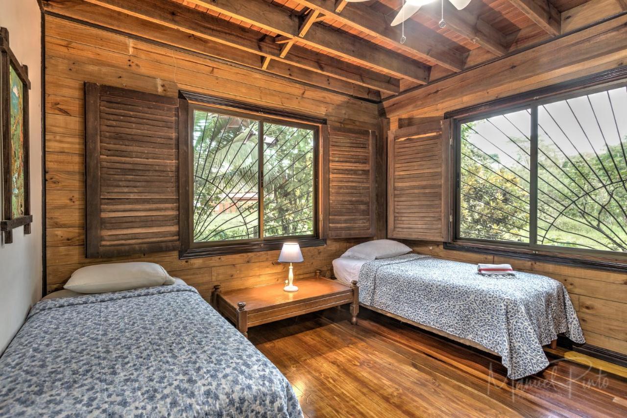 Casa Ylang In Black Sand Beach Villa Puerto Viejo de Talamanca Dış mekan fotoğraf